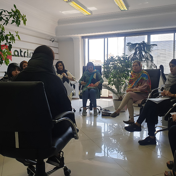 کارگاه تربیت مربی در کانون روانشناسی نوجوان آترینا تابستان 98